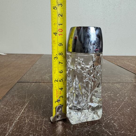 Anchor Hocking Pressed Glass Salt Pepper Shaker Silver Chrome Plastic lid SINGLE - Picture 8 of 8